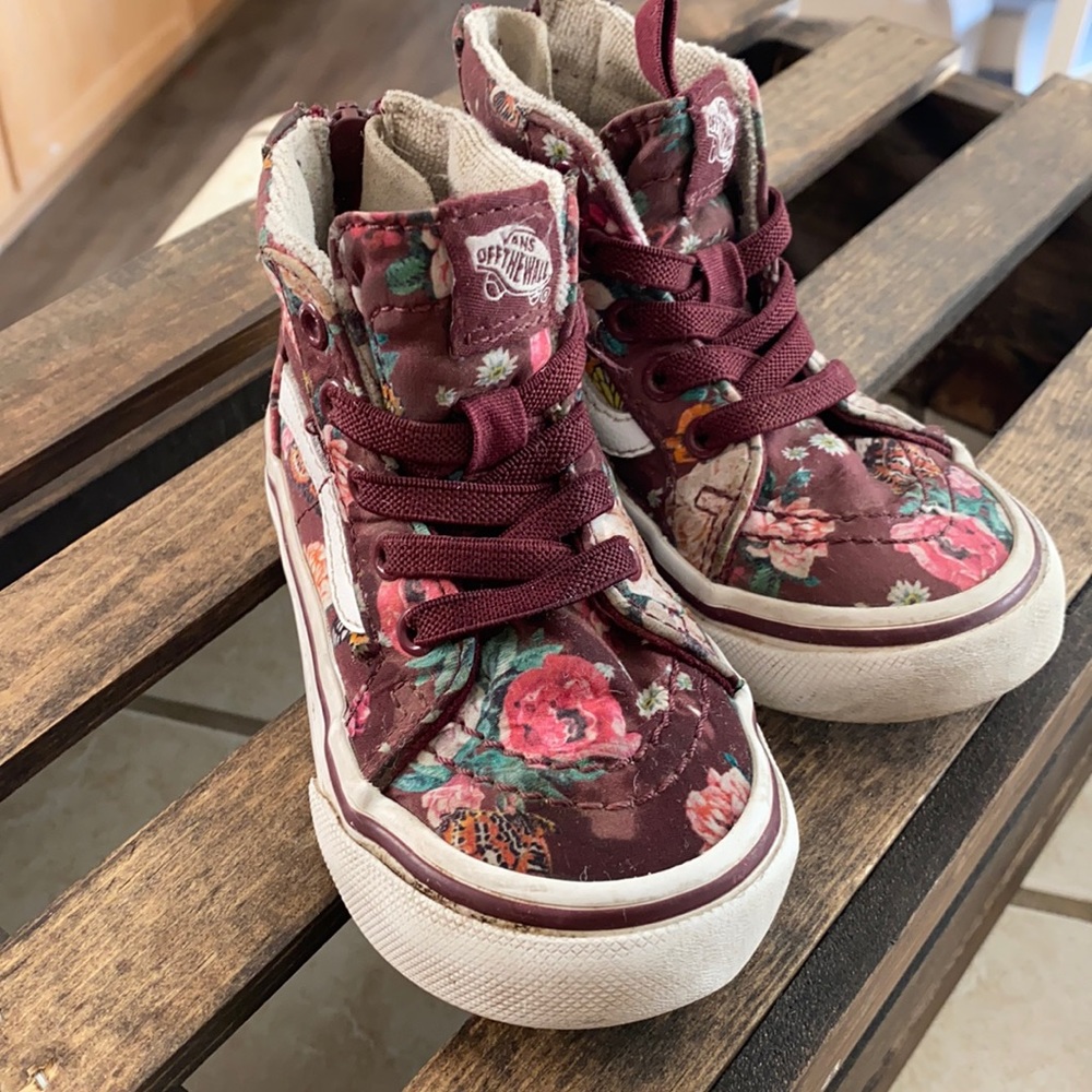 Floral toddler vans
